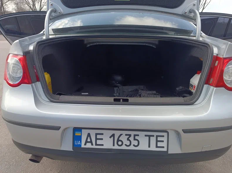 Volkswagen Passat 2005 - 24