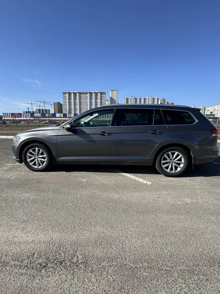 Volkswagen Passat 2016 - 6