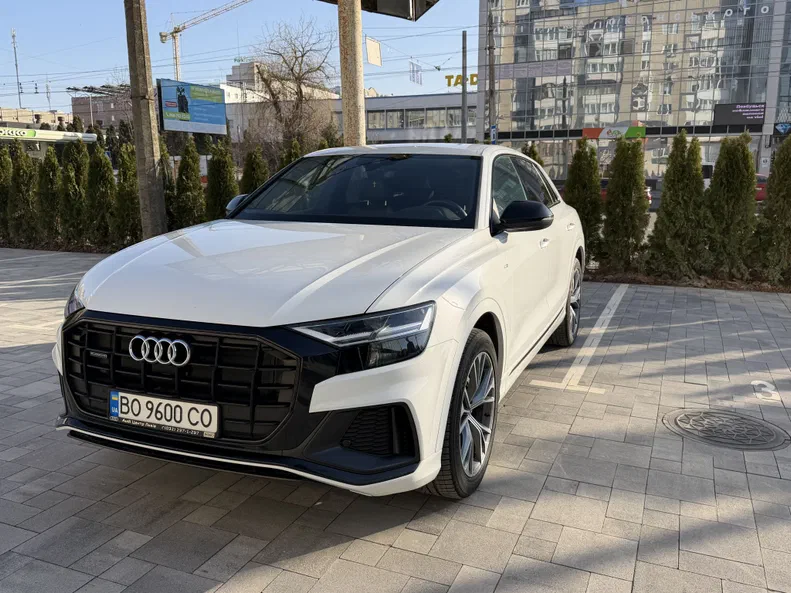 Audi Q8 2020