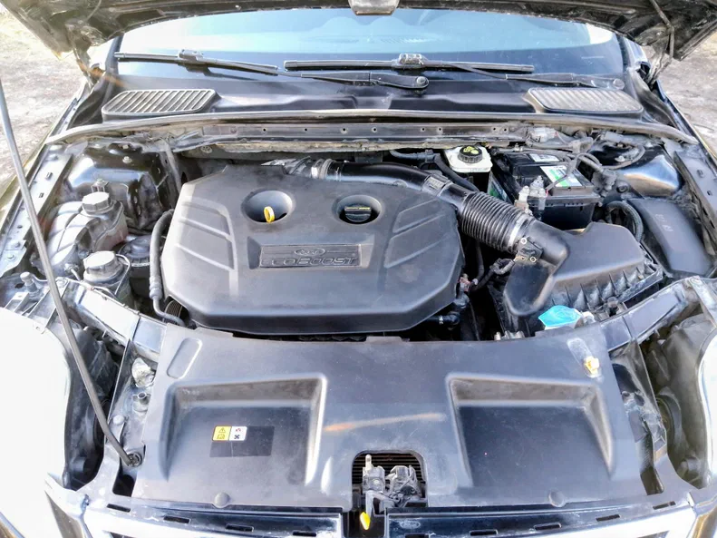 Ford Mondeo 2011 - 17