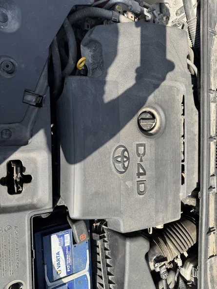 Toyota Avensis 2011 - 5