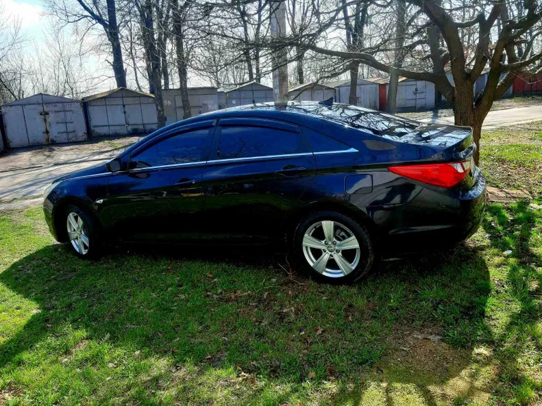 Hyundai Sonata 2010 - 5