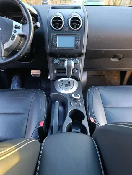 Nissan Qashqai 2011 - 12