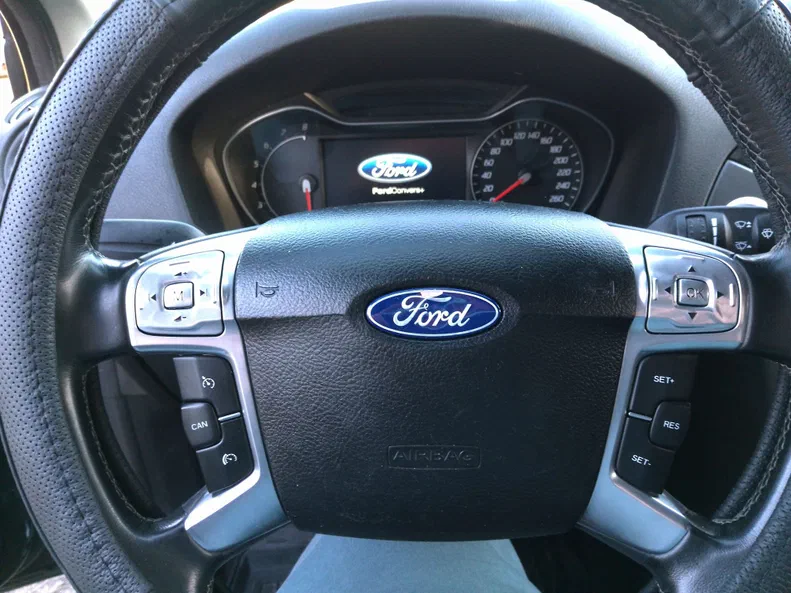 Ford Mondeo 2011 - 14