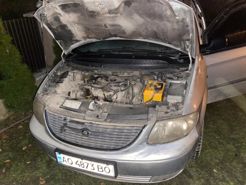 Chrysler Voyager 2003 - 9