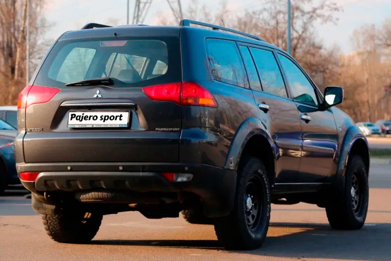 Mitsubishi Pajero Sport 2011 - 5