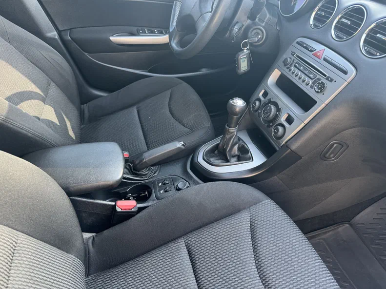 Peugeot 408 2013 - 11