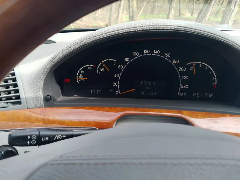 Mercedes-Benz S-Клас 2004 - 13