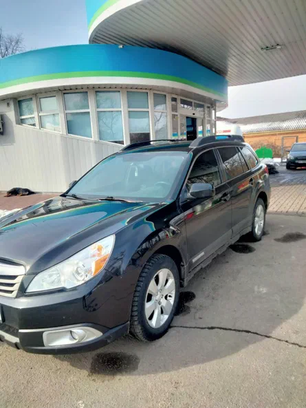 Subaru Outback 2011