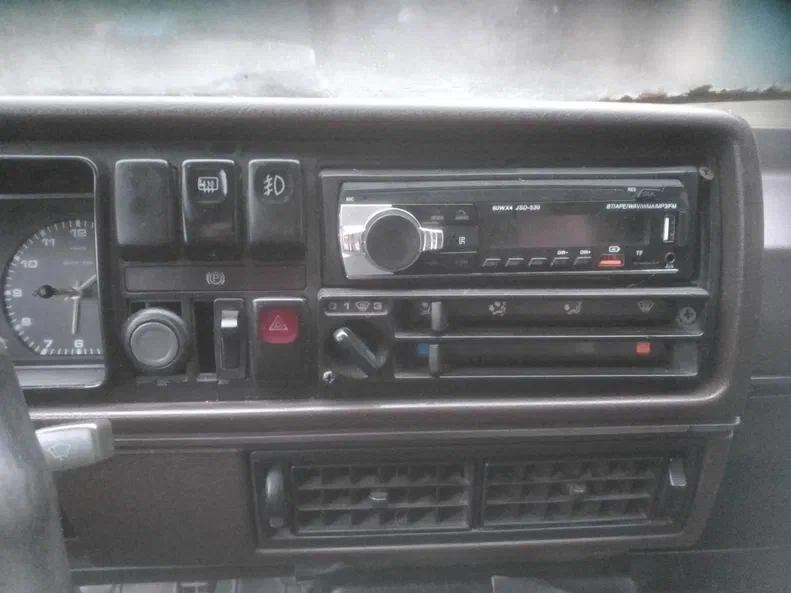 Volkswagen Golf 1984 - 6