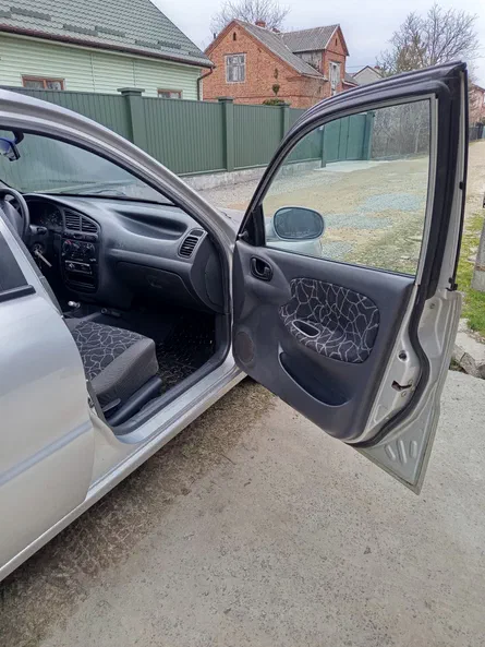 Daewoo Lanos 2003 - 6