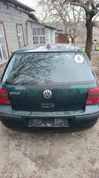 Volkswagen Golf 2000