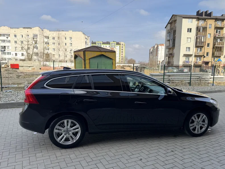 Volvo V60 2013 - 10