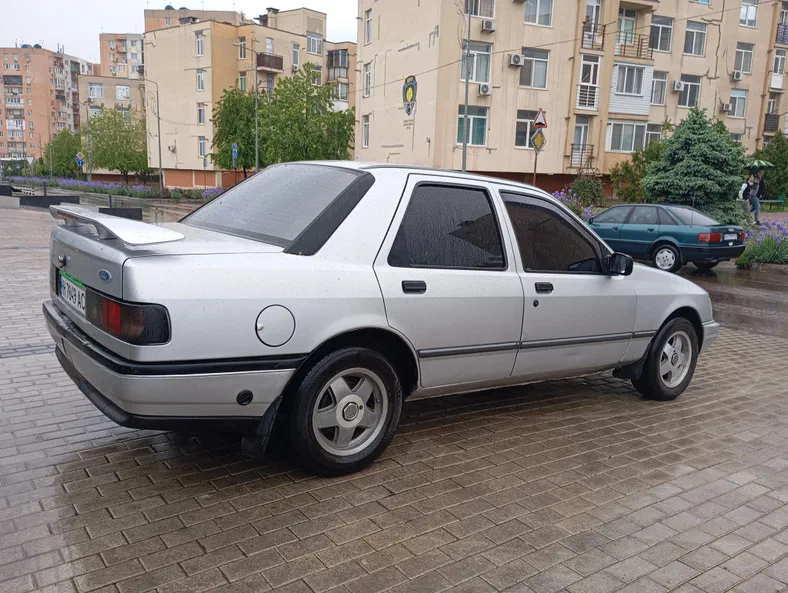 Ford Sierra 1987 - 6