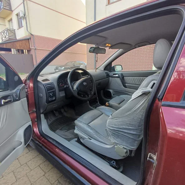 Opel Astra 2000