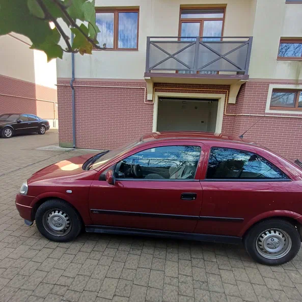 Opel Astra 2000