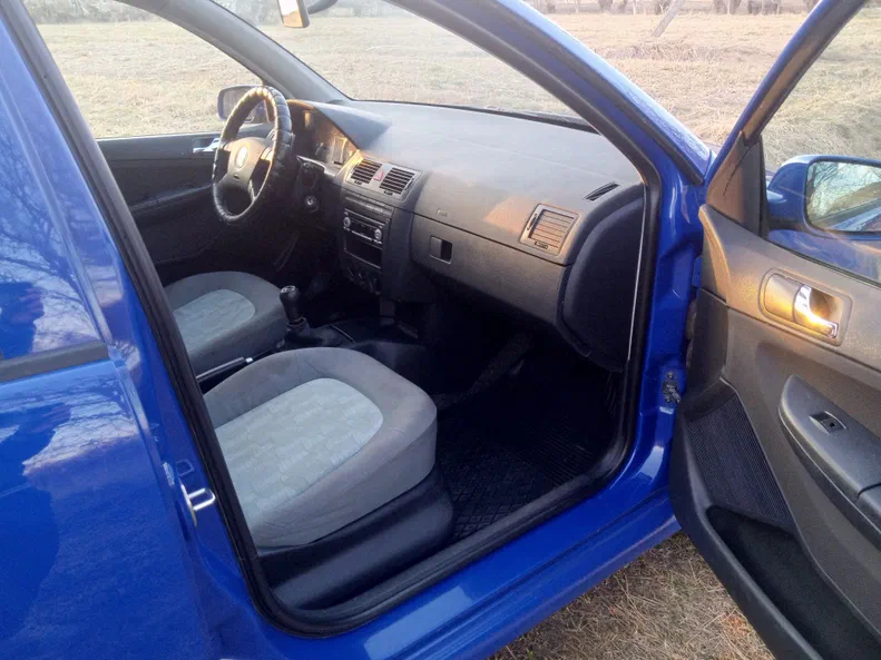 Skoda Fabia 2004 - 8