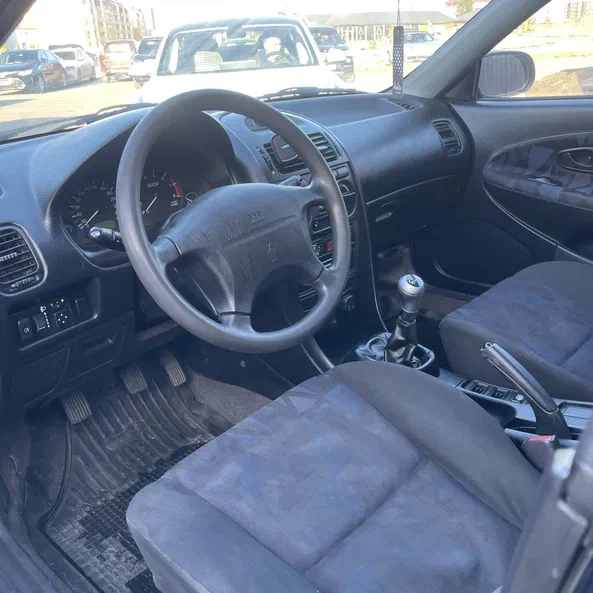 Mitsubishi Carisma 1998 - 14