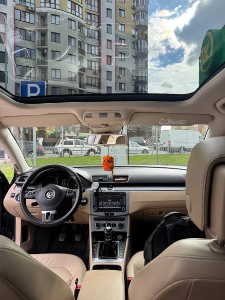 Volkswagen Passat 2014 - 12