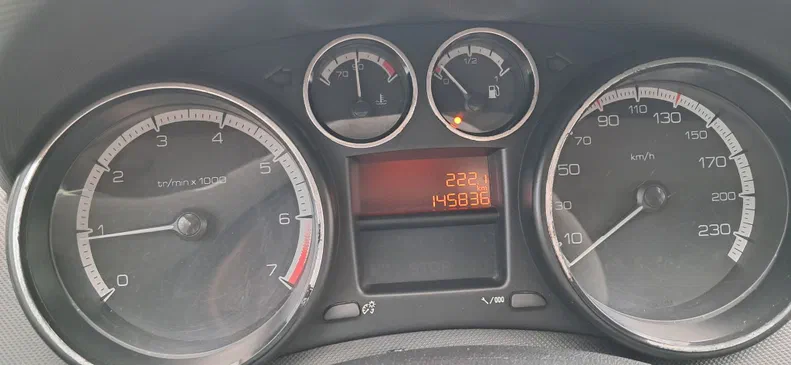 Peugeot 308 2010 - 8