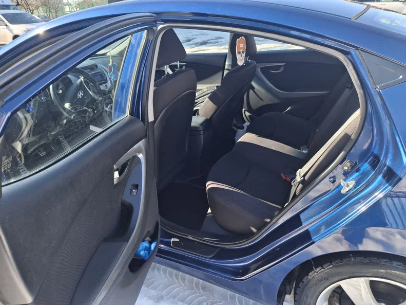 Hyundai Elantra 2012 - 12