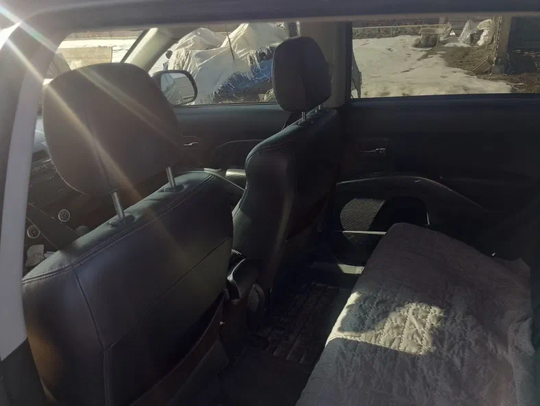 Mitsubishi Outlander 2007 - 10