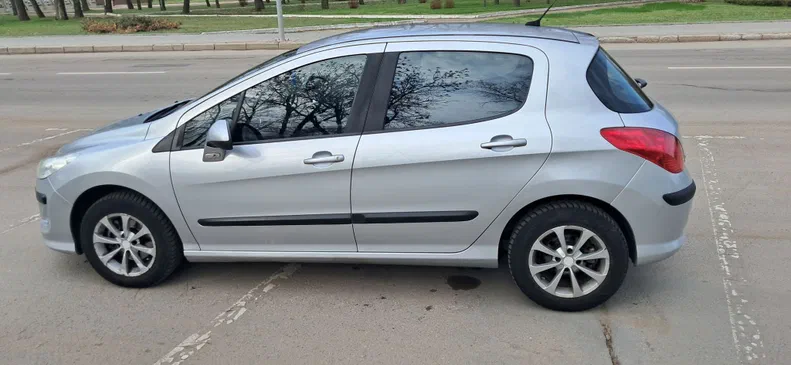 Peugeot 308 2010 - 4