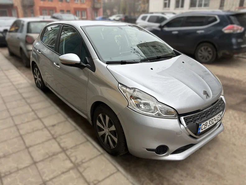 Peugeot 208 2013