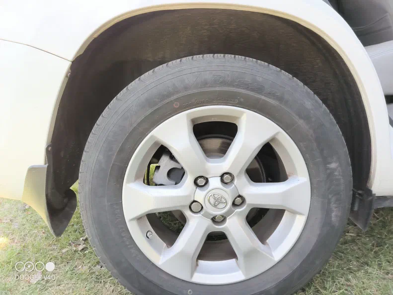 Toyota RAV4 2014 - 18