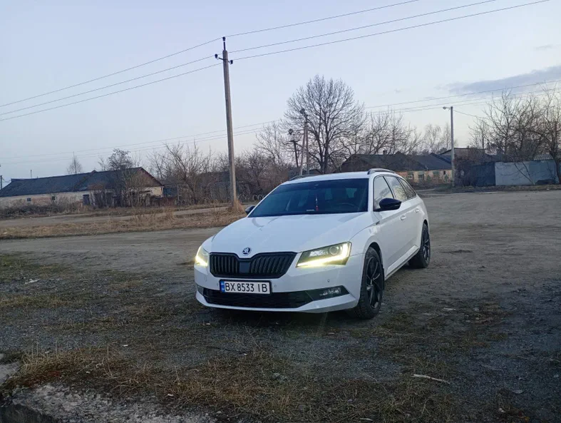 Skoda Superb 2019 - 3