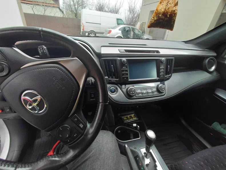 Toyota RAV4 2017 - 7