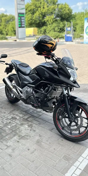 Honda NC750X 2012