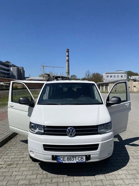 Volkswagen Caravelle 2013 - 2