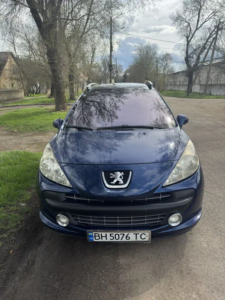 Peugeot 207 2008 - 0