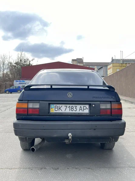 Volkswagen Passat 1991 - 8