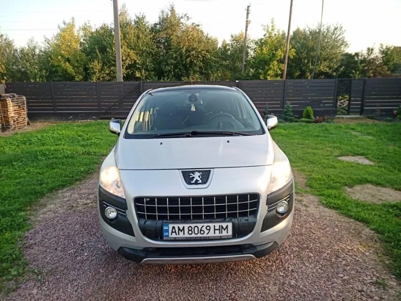 Peugeot 3008 2012