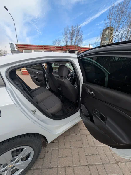 Chevrolet Cruze 2018 - 13