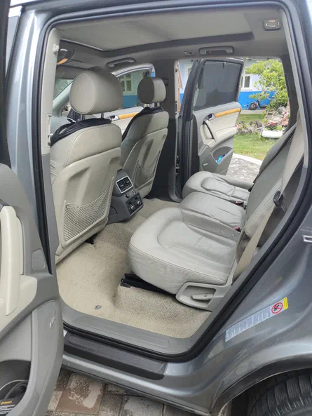 Audi Q7 2006 - 9