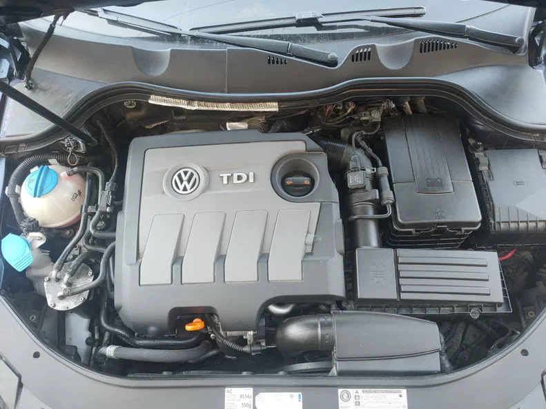 Volkswagen Passat 2012 - 16