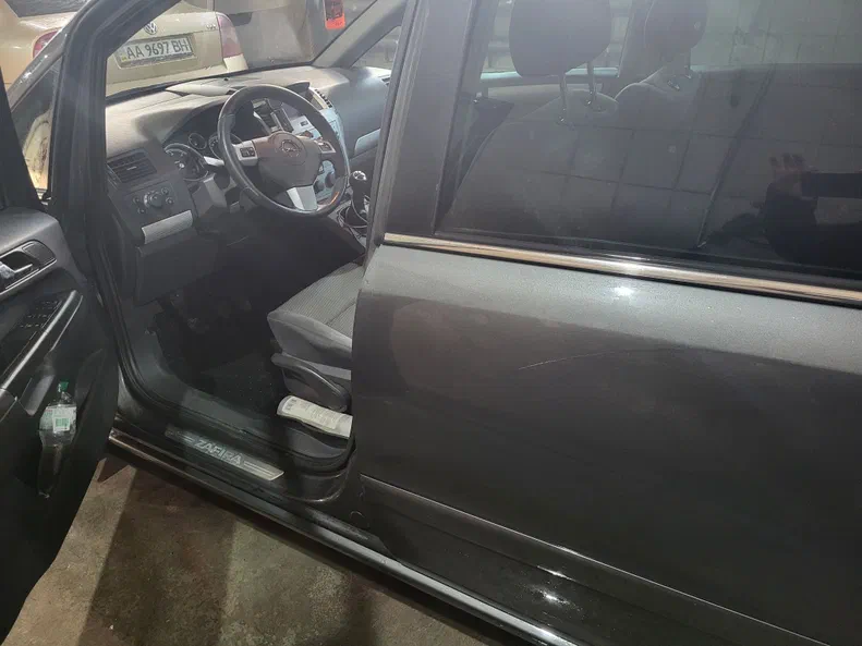 Opel Zafira 2011 - 5
