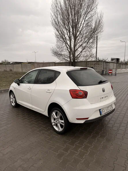 SEAT Ibiza 2013 - 11