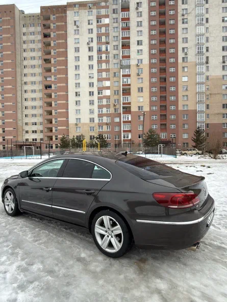 Volkswagen Passat CC 2012 - 5
