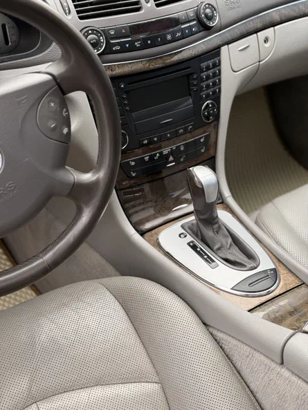 Mercedes-Benz E-Клас 2003 - 19