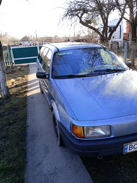 Volkswagen Passat 1990