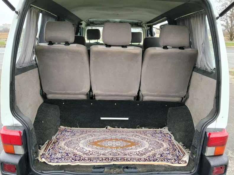 Volkswagen Transporter 2001 - 11