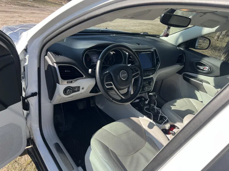 Jeep Cherokee 2018 - 6