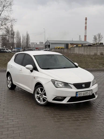 SEAT Ibiza 2013 - 12
