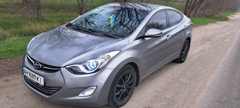 Hyundai Elantra 2011 - 2