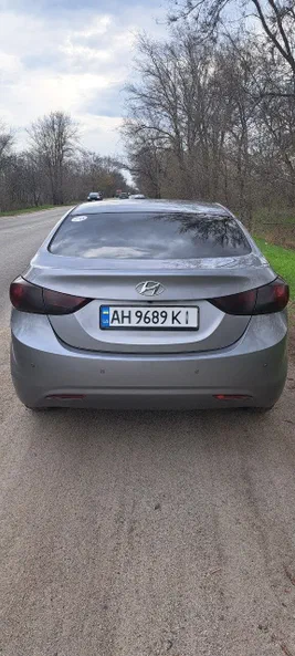 Hyundai Elantra 2011 - 5