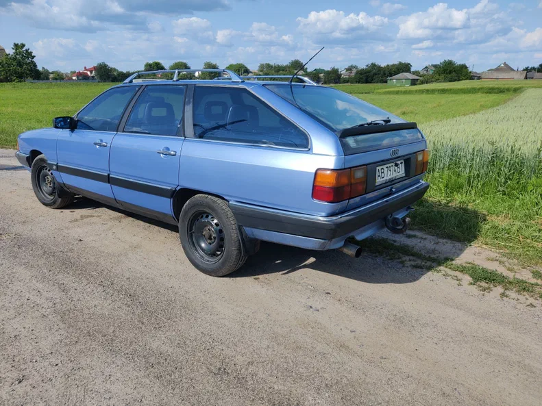 Audi 100 1985